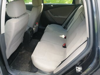 VW PASSAT VARIANT 2,0 TDi - 8