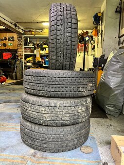 Zimní pneu 215/65 R16 C - 8