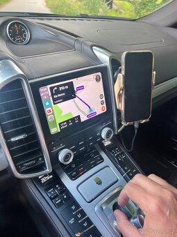 Apple CarPlay do Porsche profesionální instalace - 8
