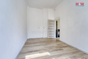 Prodej bytu 2+1, 53 m², Karlovy Vary, ul. Prašná - 8