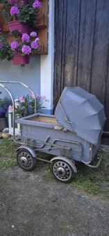 Kočárek "osmipérák" - 8
