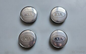 Středové krytky do kol KIA - 8