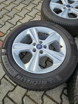 Orig. Ford Kuga 5x108 Zimní 235/55/17 - 8