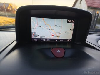 CITROEN JUMPY VAGABOUND 2,0HDI 120KW 7 MÍST R.V.2011 - 8