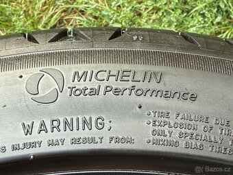 2x Letní pneu Michelin E-Primacy - 225/45 R17 - 95% - 8