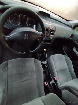 Peugeot 307 kombi, 2.0 HDI, 66kw, rok 2002 - 8