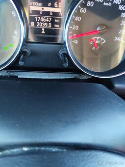 PRODÁM NISSAN QASHQAI 1,5 dCi - 8