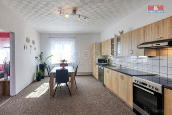 Prodej rodinného domu, 270 m², Tachov, ul. Petra Jilemnickéh - 8
