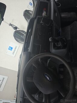 Ford Transit - 8