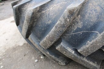 Zetor 6340 zadní kola pnau mitas 16,9-30 12 pláten 60% - 8