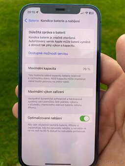 iPhone 12 128Gb modrý - 8