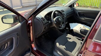 Škoda Fabia //1.2TSi//63kW//AMBIENTE//1.MAJ//SERVIS// - 8