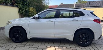 BMW X2 xDrive20d - model M sport - pohon 4x4- bílá - 8
