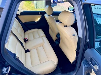 Audi A3,8L 1.6i 75kW.Ambiente.Plný Servis - 8