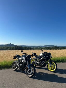 Honda cb125r - 8