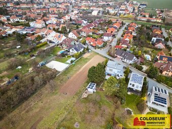 Moravany, pozemky pro bydlení, 1.711 m2, sítě - pozemek - 8