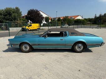 1973 Ford Thunderbird - 8