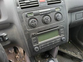 VW Touran 2004 2,0TDI MAN 6kvalt - DILY z VOZU - 8