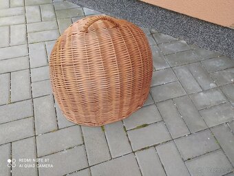 PELÍŠEK - 8