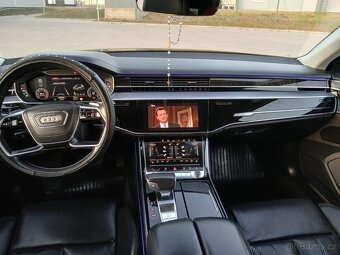 Audi A8 - 8