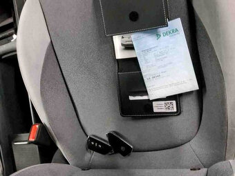 Volkswagen ID.3 Performance 1st 150kw/matrix/kamera/keyless - 8