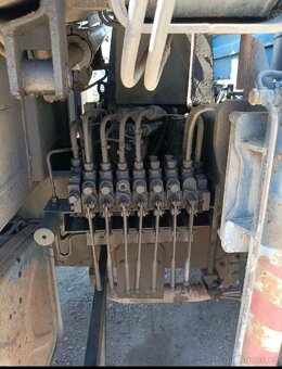 Liaz 1823 s hydraulickou rukou HR 8000 - 8