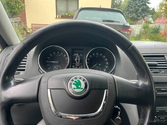 Škoda YETI 2.0 TDi DSG 4x4 XENON TAŽNÉ jen 150tkm - 8
