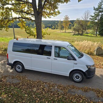 VW Transporter Long 9 míst - 8