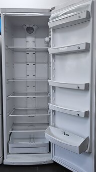 Lednice s mrazákem Philco, kombinovaná, výška 180 cm - 8