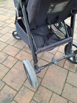 Sportovní kočárek - 8