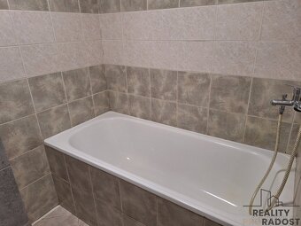 Pronájem bytu 2+1/L, Březiny - 8