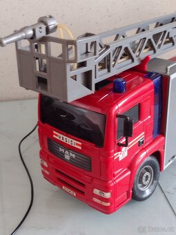 VELKÉ AUTO NA BOVDEN - 8