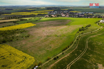 Prodej komerčního pozemku, 36987 m², Tachlovice u Prahy - 8