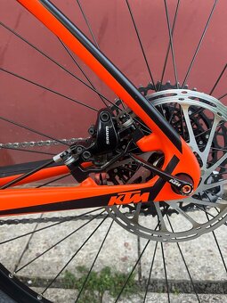 KTM karbonové kolo - 8
