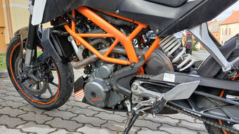 KTM Duke 390 - 8