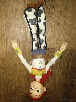 Prodám figurky Disney/Pixar Woody, Jessie & Buzz - 8