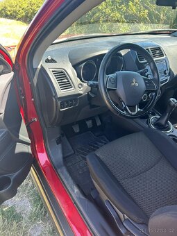 Mitsubishi ASX - 8