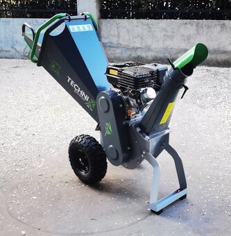 Benzínový drtič větví do 10 cm, DR-X100 TECHNIX - 8