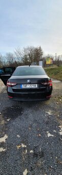 Škoda Superb 2018 - 8