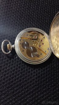 Starožitné švýcarské kapesní hodinky OMEGA - 8