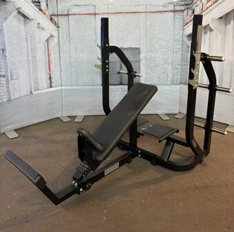 Technogym Pure Strength - 8