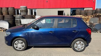327. Škoda Fabia 2 1.2 CFHA/LNR 9462 Na náhradní díly - 8