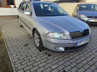 Škoda Octavia 2 - 2.0 TDI 103 kW combi Xenony - 8