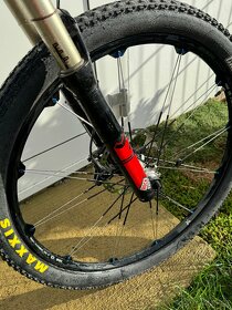 Merida ninety six 3500 carbon rám 21", kola 26", Shimano XT - 8