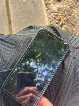 iphone 11 64GB - 8