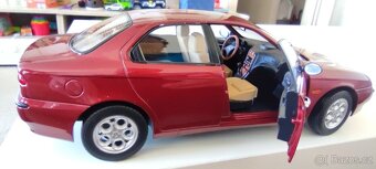 Modely aut 1:18 - 8
