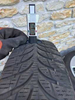 BMW i3 zimní sada 19 Styling 427 Bridgestone 155 70 - 8
