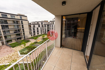 Pronájem luxusního bytu 2kk v rezidenci Nová Karolina na ul. - 8