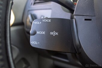 Ford Kuga 2.0 TDCi DPF Titanium 2WD - 8