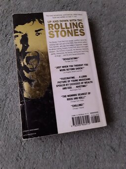 Kniha -int. Bestseller.-Up and down with the Rolling Stones - 8